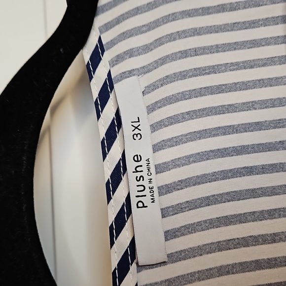 Stripe Flared Sleeve Mini Dress - Picture 6 of 11